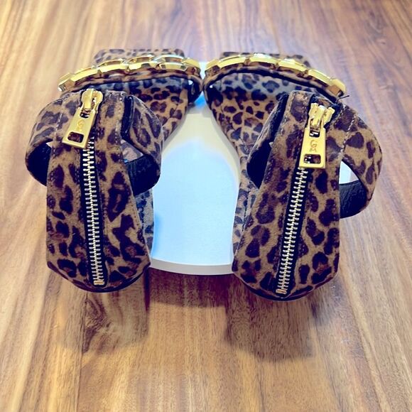 GOOD AMERICAN NWT Ankle Strap Chain Leopard Print slim square toe sandals 7.5 - Picture 3 of 5